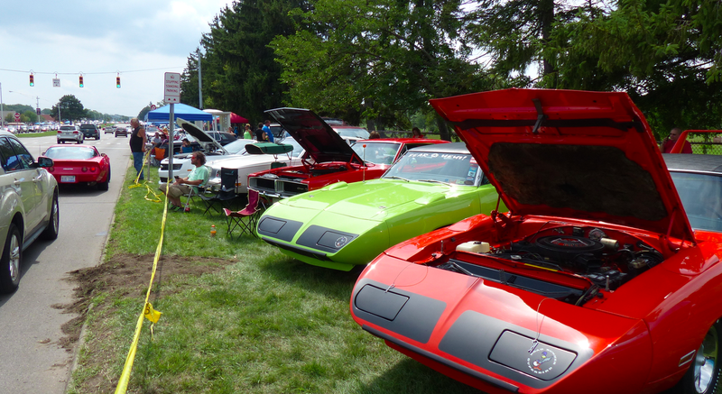 Illustration for article titled The Weirdest And Sexiest Cars That Showed Up To The Woodward Dream Cruise